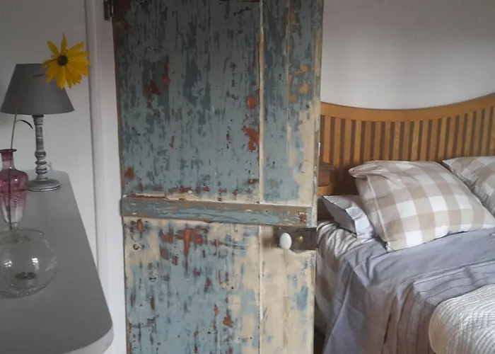 Holiday home Les Hirondelles